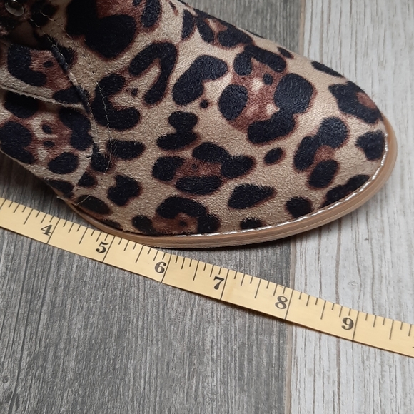 Leopard double strap grommet suede boot - Picture 6 of 11